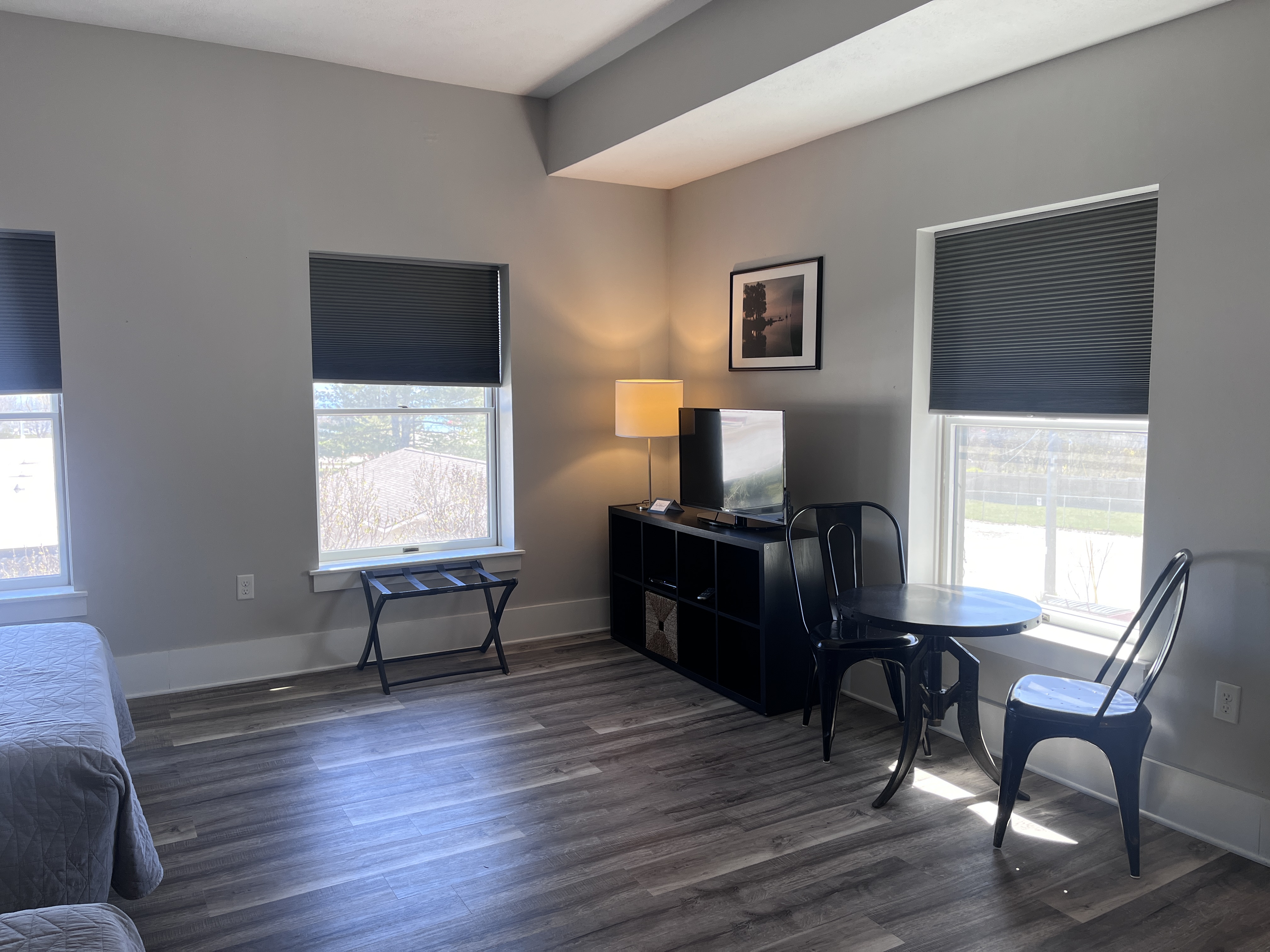 Room 8 &ndash; Photo 3