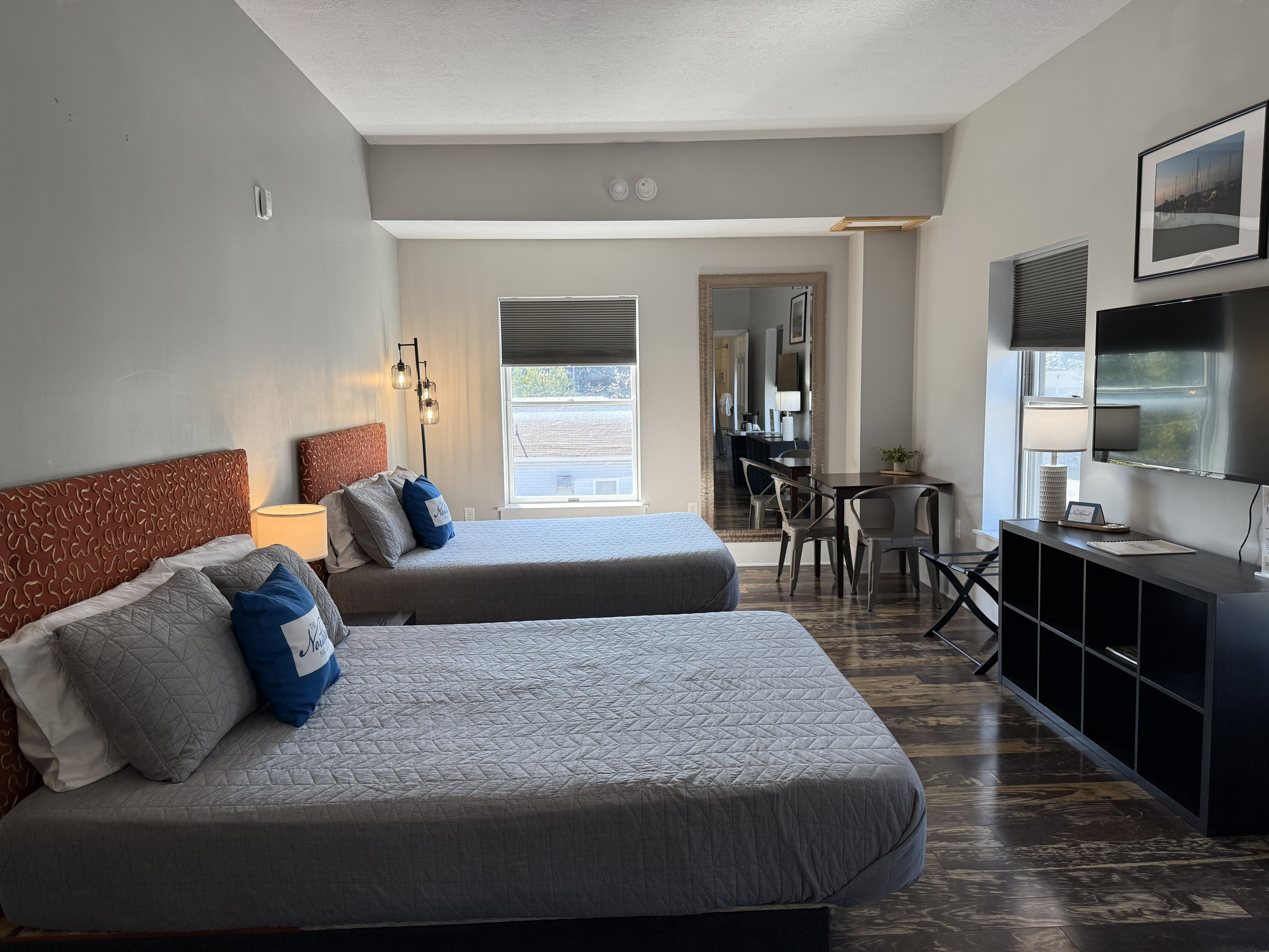 Room 9 &ndash; Photo 3